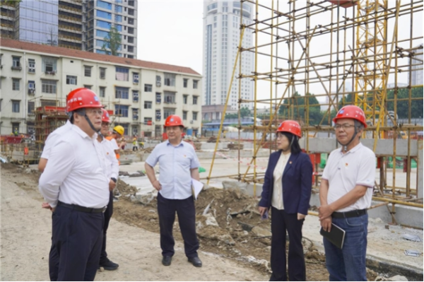 慧眼智行 党建活动进工地，探索党建业务融合新思路
