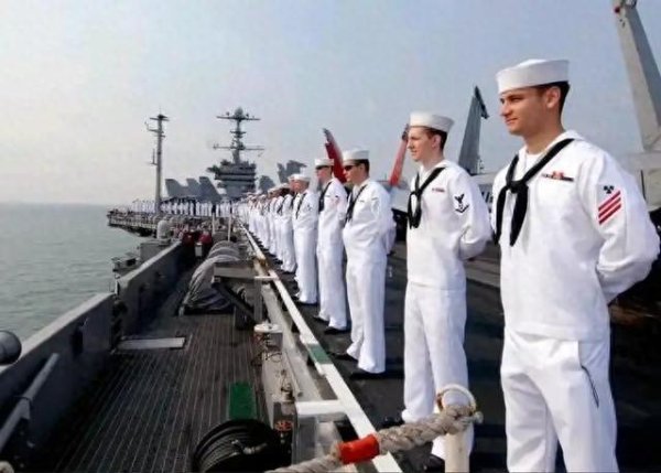 一点钱程 海外版知乎: 为何有些人认为美国海军正在崩溃? 已被中国超越?